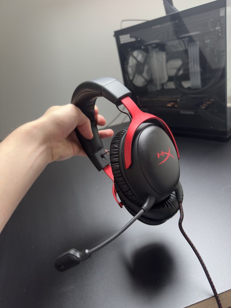 Słuchawki HyperX Cloud 3 super stan, mało używane.