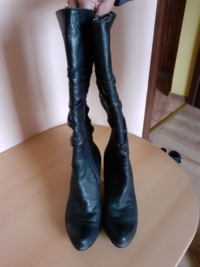 Buty zimowe damskie