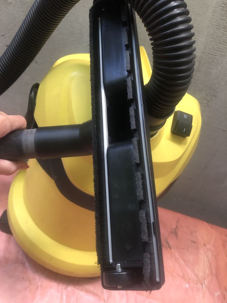 Пилосос Karcher WD 2