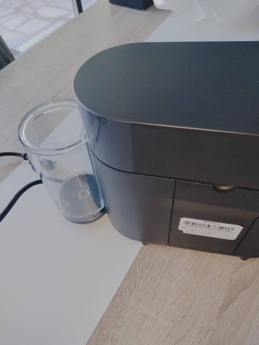 Máquina Nespresso vertuo pop