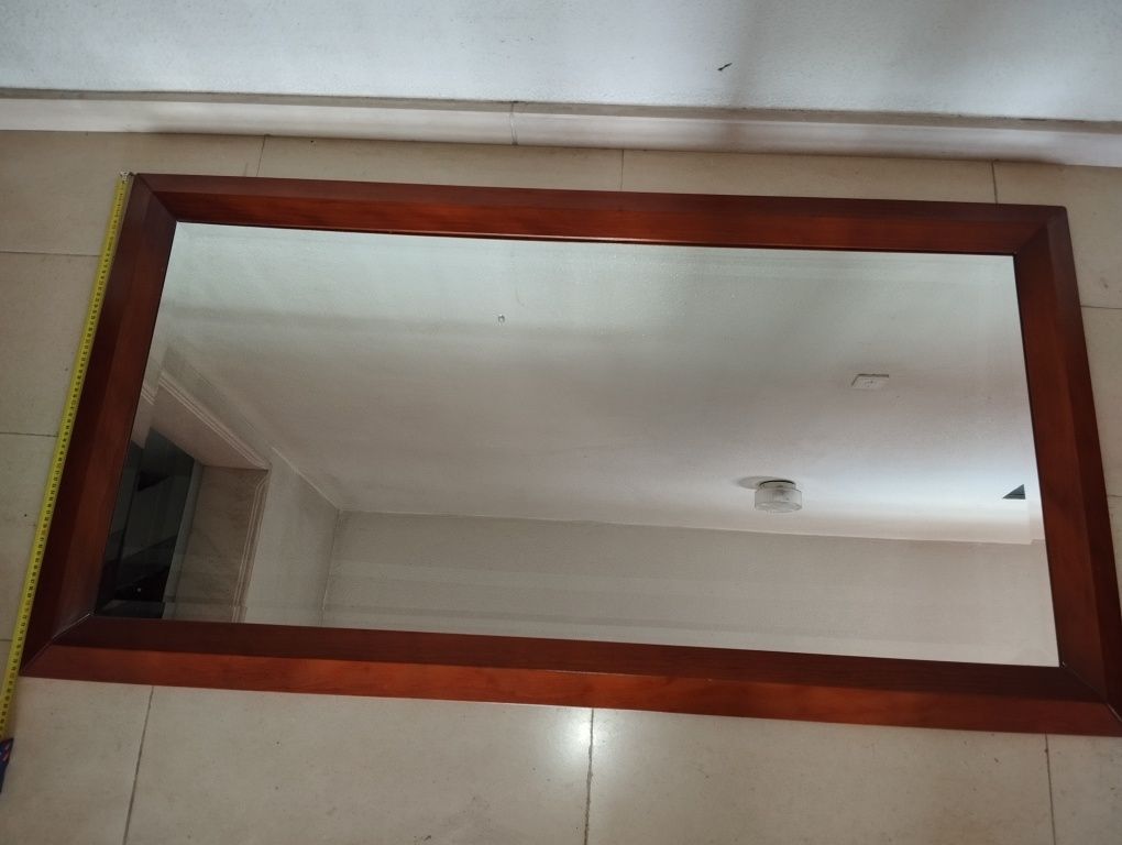 Espelho de mobília de quarto