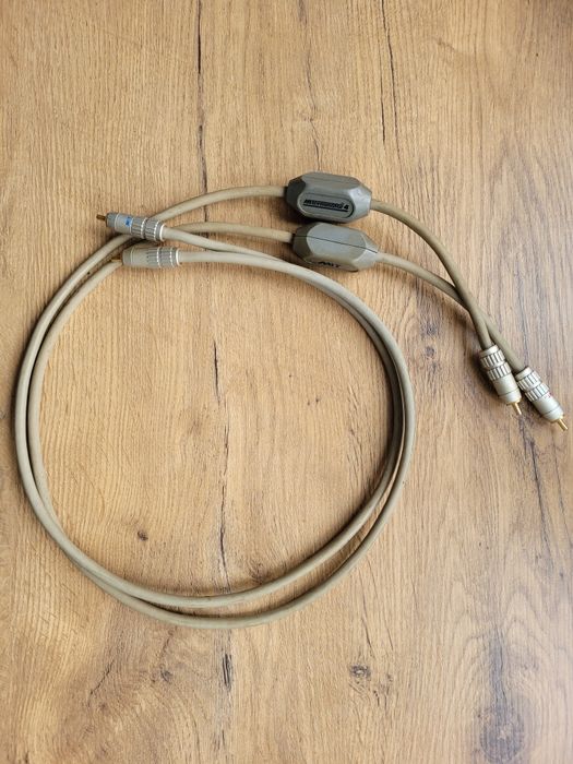 MIT Terminator 4 - Kable RCA . Płyty . Kasety . DVD . Sprzęt AV .