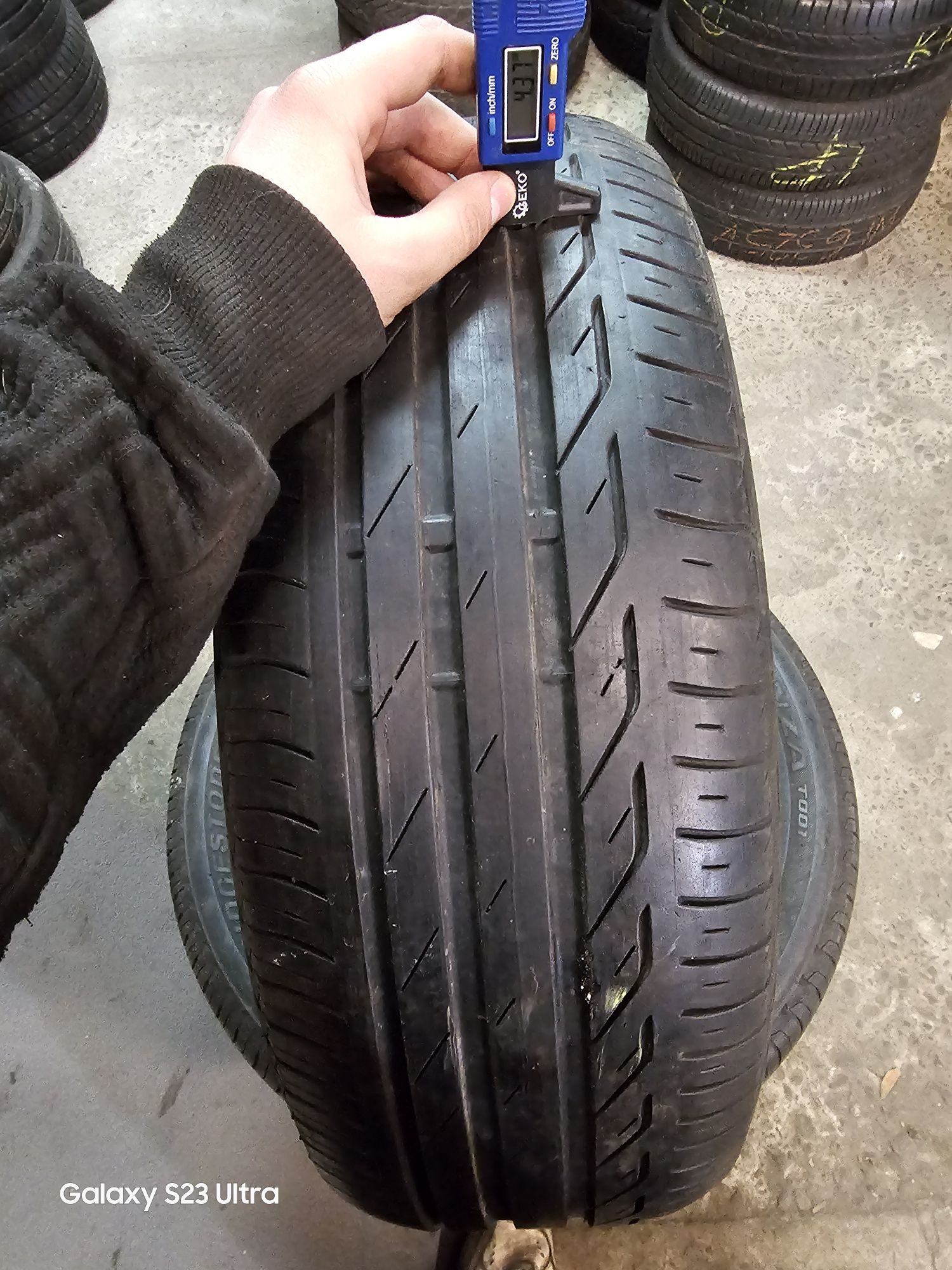 2 sztuki używanych opon letnich Bridgestone 195/65R15