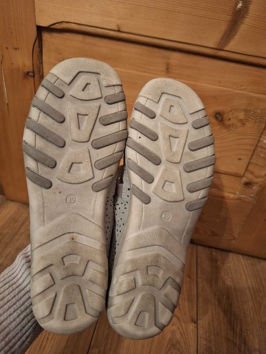 Buty półbuty roz 39 jak nowe