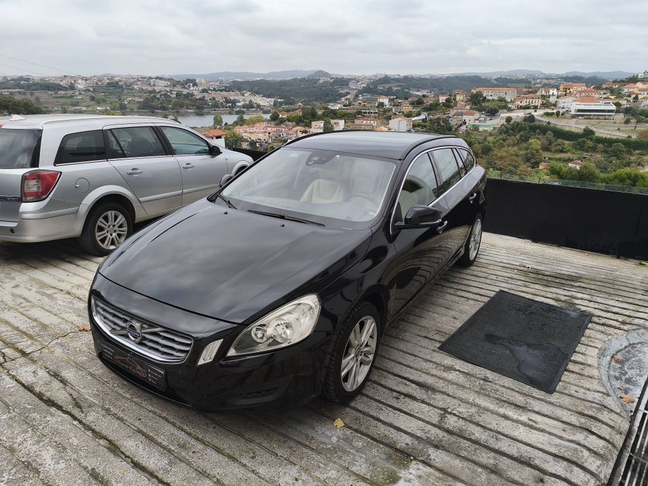 Volvo V60 2.0D 163cv