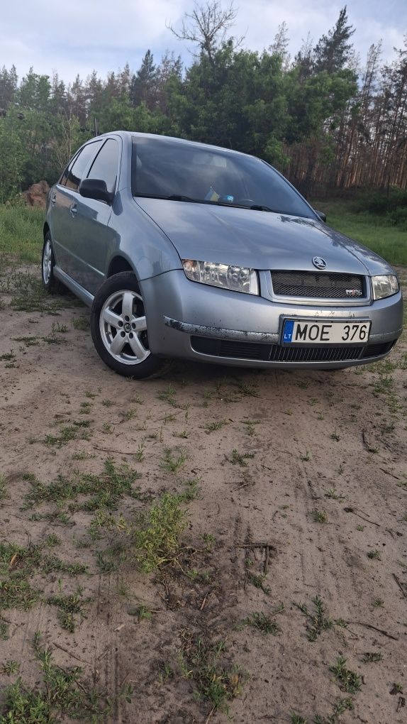 Продам Шкода фабія 1.4 бензин