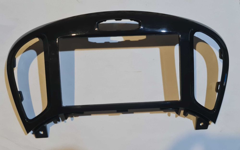 NISSAN JUKE рамка магнитолы