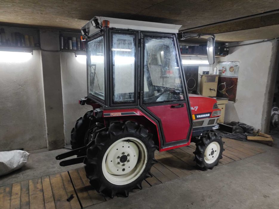 Продам японський мінітрактор Yanmar F7
