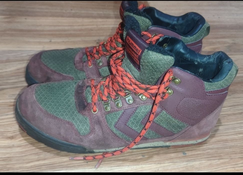 Продаються чоловічі ботинки