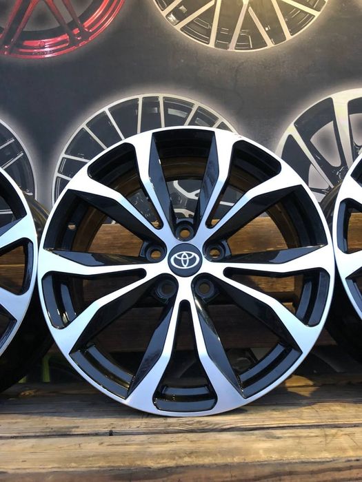 777 Легкосплавные диски R18 5/114.3 Toyota Rav4 Camry Corolla Lexus