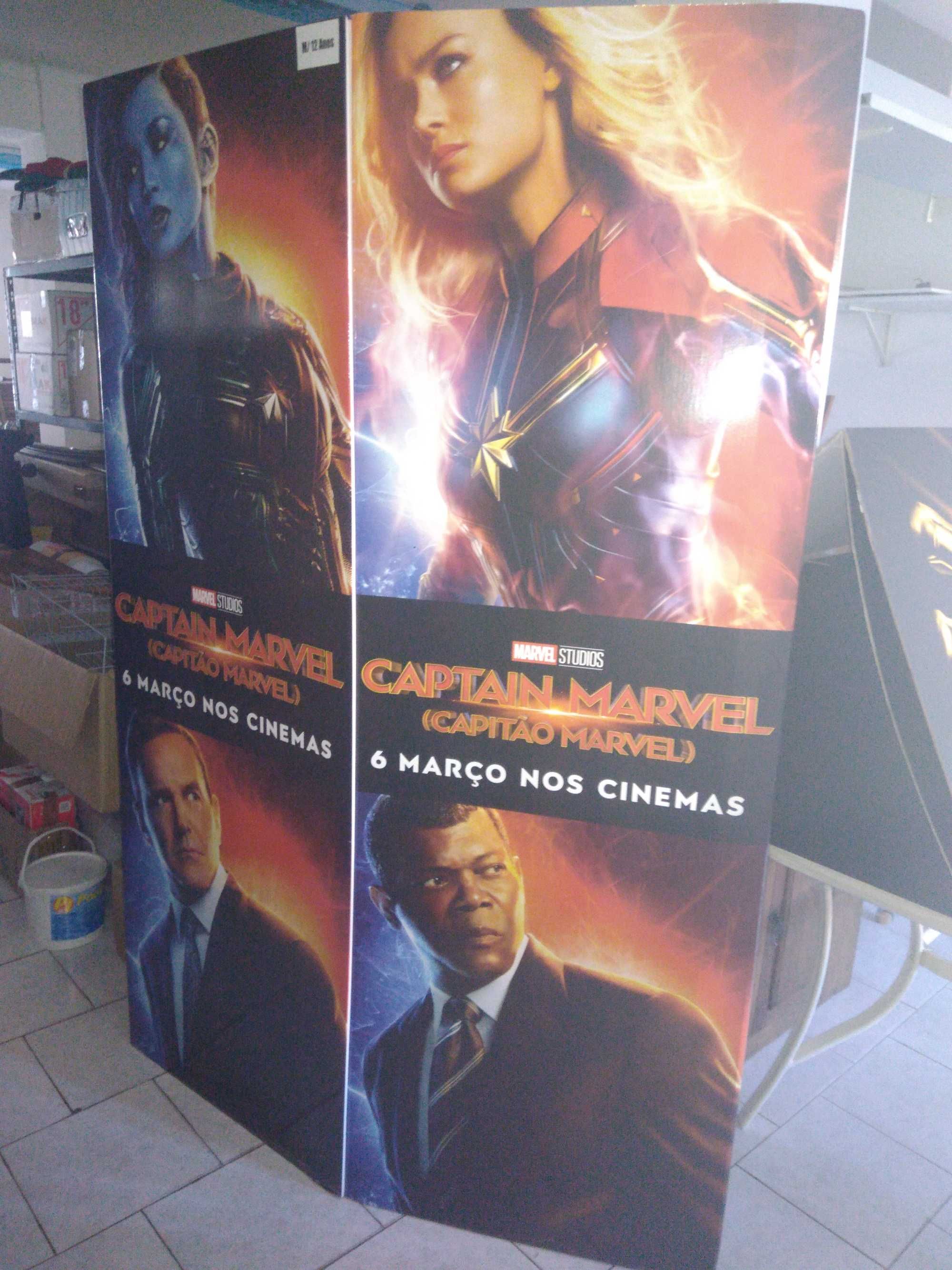 Posters gigantes SHAZAM/Capitã MARVEL/Astérix/Vingadores - 25 de Abril