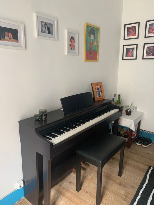 Piano Yamaha CLP-625R