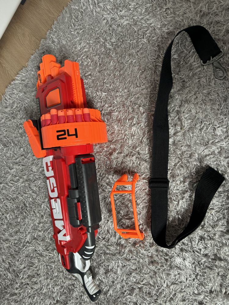 Nerf mega mastodon ze strzalkami