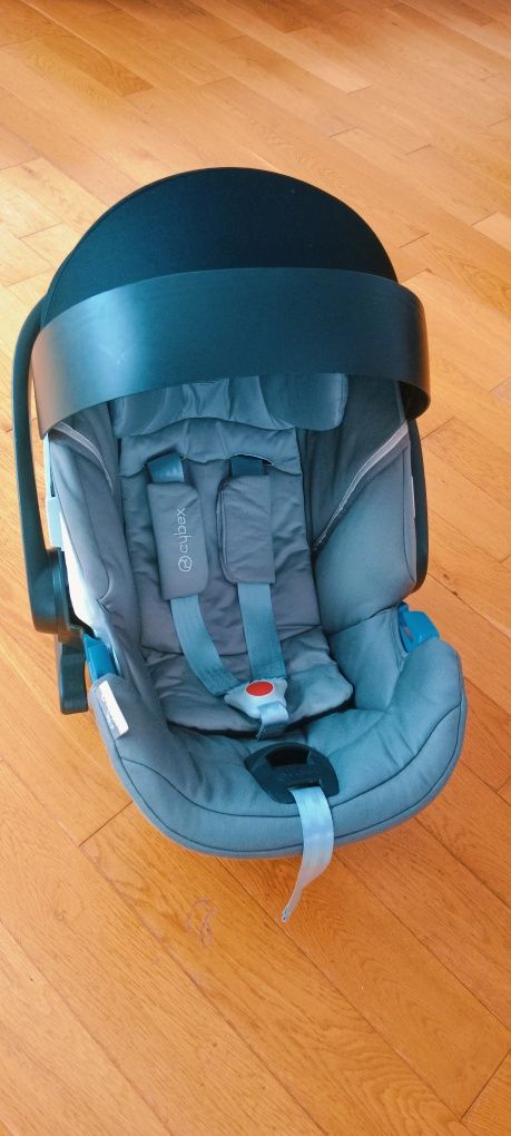 Fotelik Cybex Stan Idealny plus adaptery