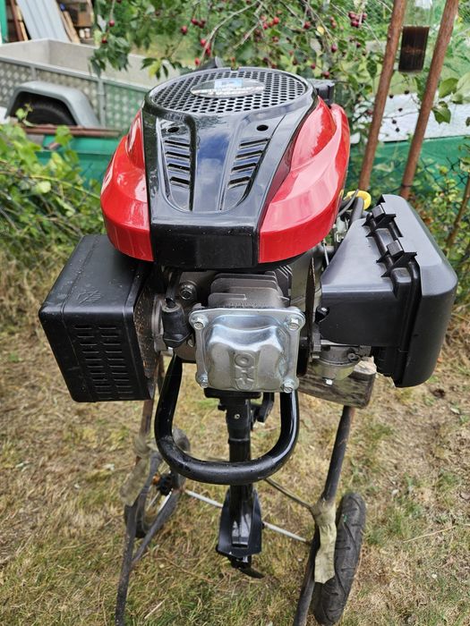 Silnik zaburtowy 6,5 KM, 4,9 kW, 196 cm3
