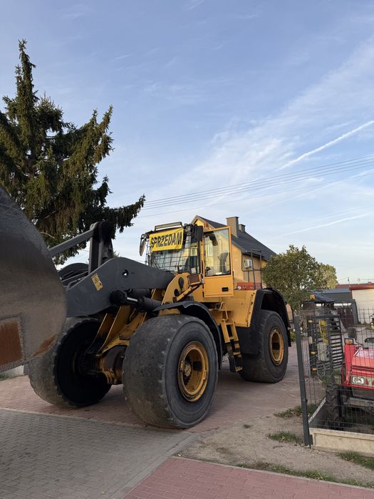 Ładowarka kołowa volvo l220E fadroma zamiana export