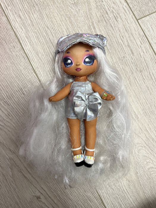 Лялька Nana surprize