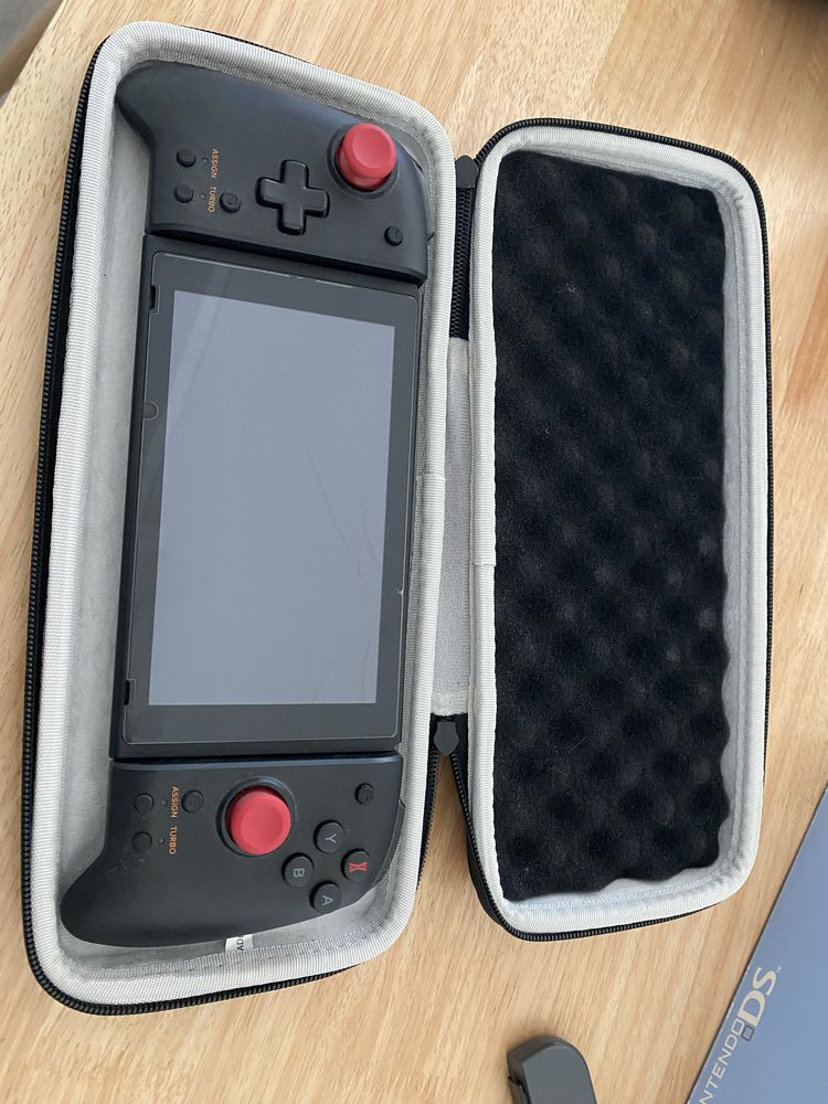 Nintendo Switch c/Conta