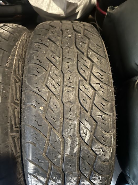 Продам комплект 215/65r16