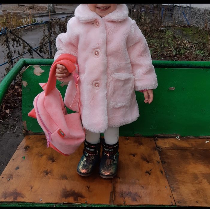 Прелестная шубка на 2-2.5года