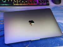 MacBook Pro 13 2019