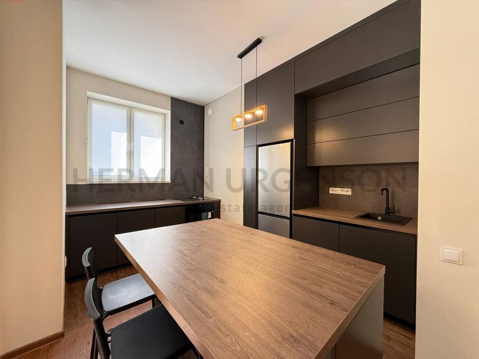 Продаж 2к квартири 62 кв.м  / вул. Возз'єднання, Боздош