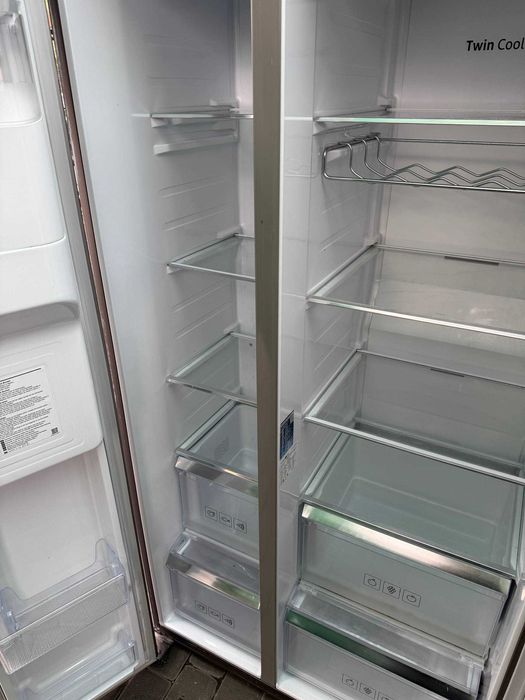 Холодильник Side by Side Samsung Розмір: 180/90/70 No Frost #07479