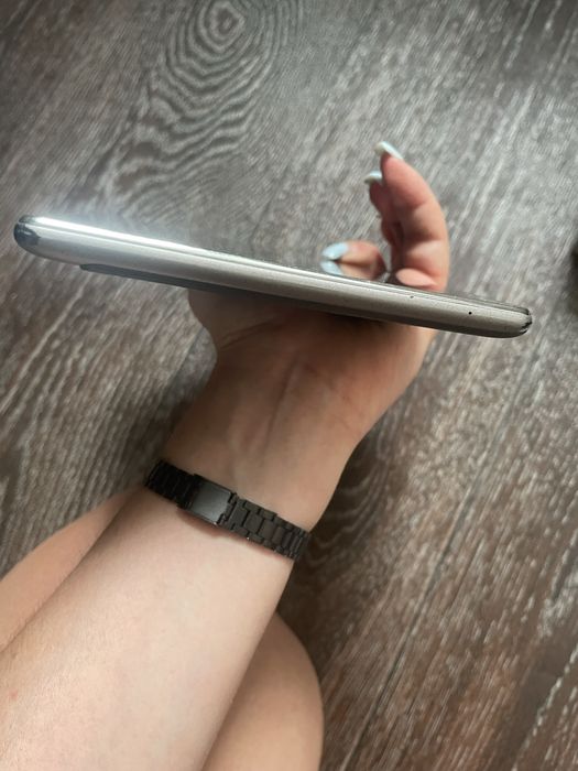 Продам планшет Asus zen pad