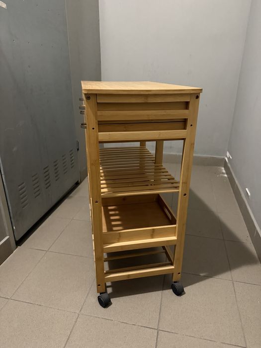 Wózek kuchenny z firmy Sklum