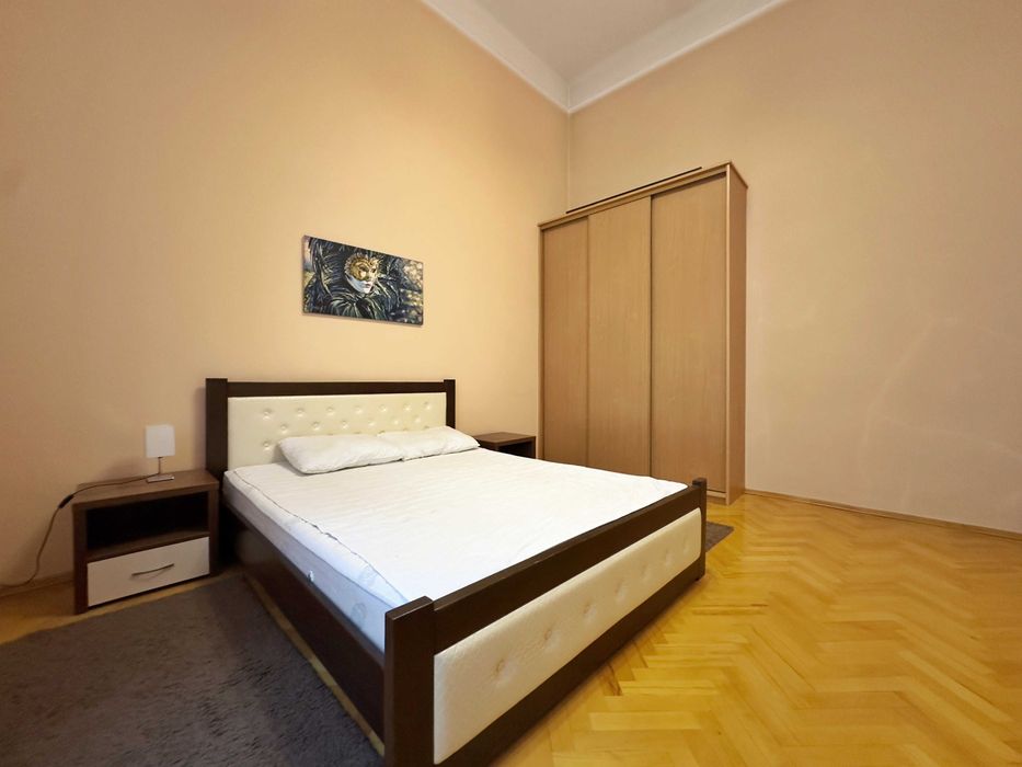 Оренда 3 - кімнатної квартири у ЦЕНТРІ МІСТА Проспект Свободи 29