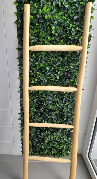 Escada decorativa madeira