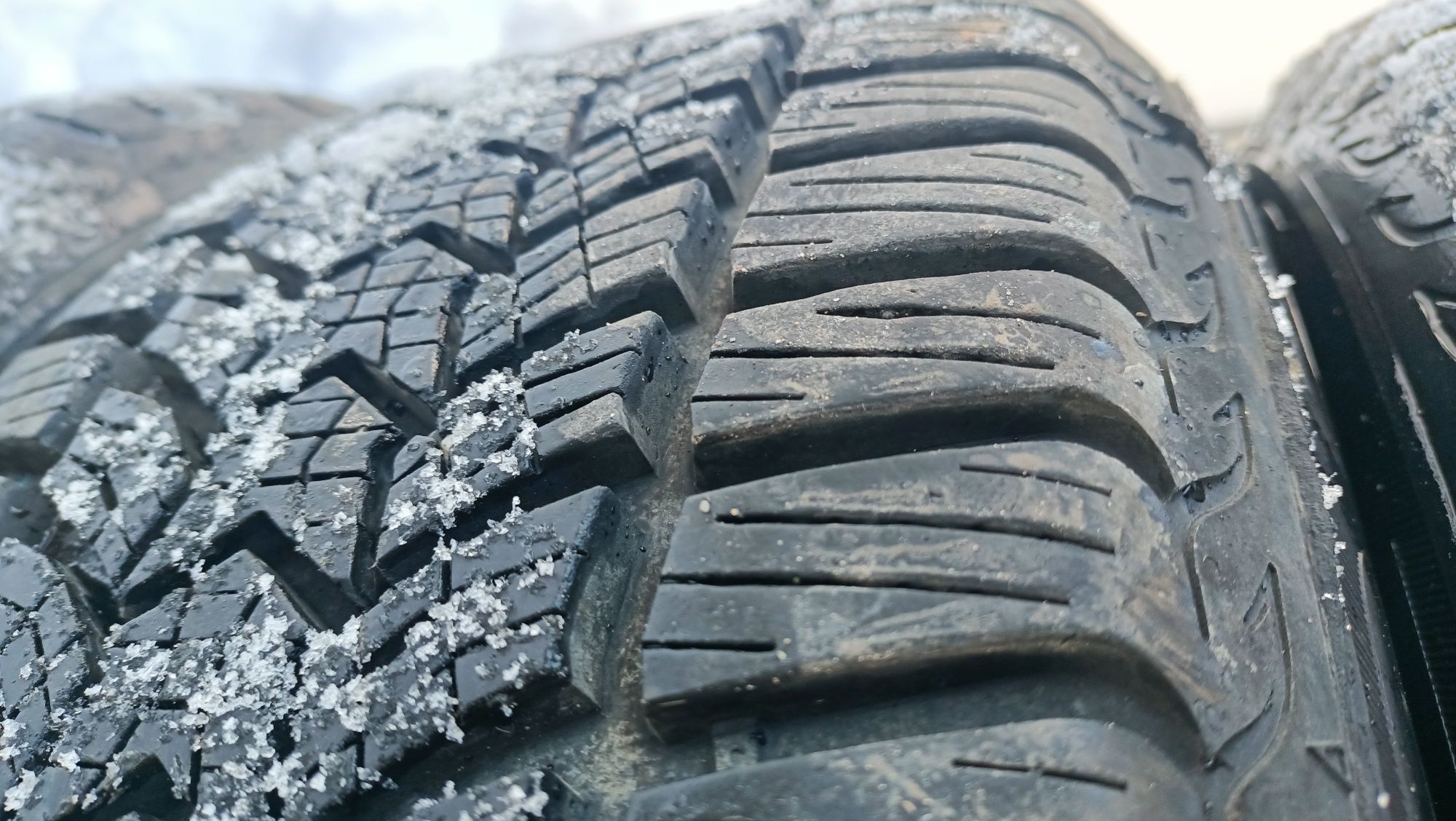 Koła zimowe felgi 16 5x114,3 et47 Renault Megane Laguna 205/60/16 nowe