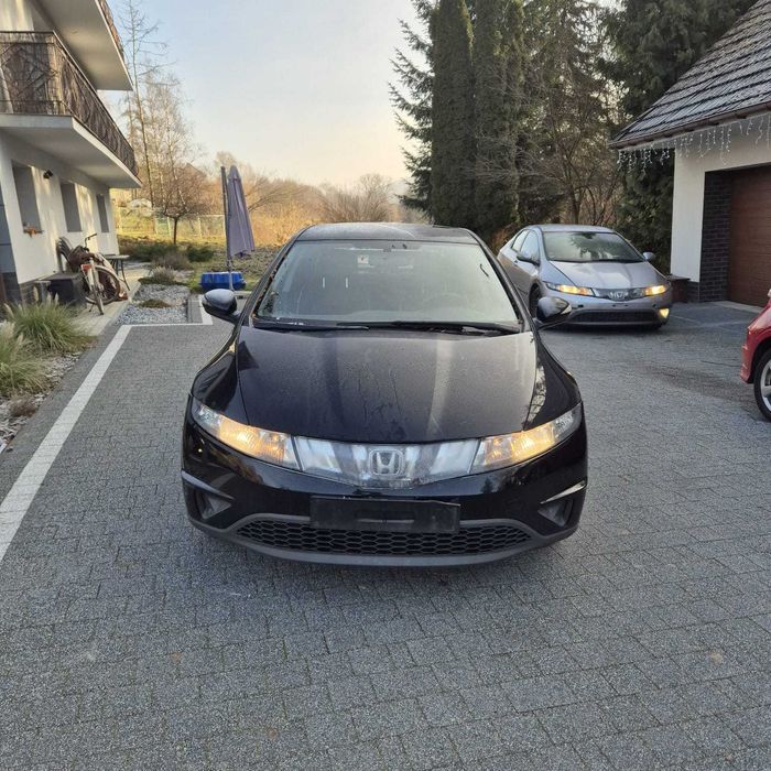 Honda Civic sprowadzony w ofercie kilka sztuk hondy