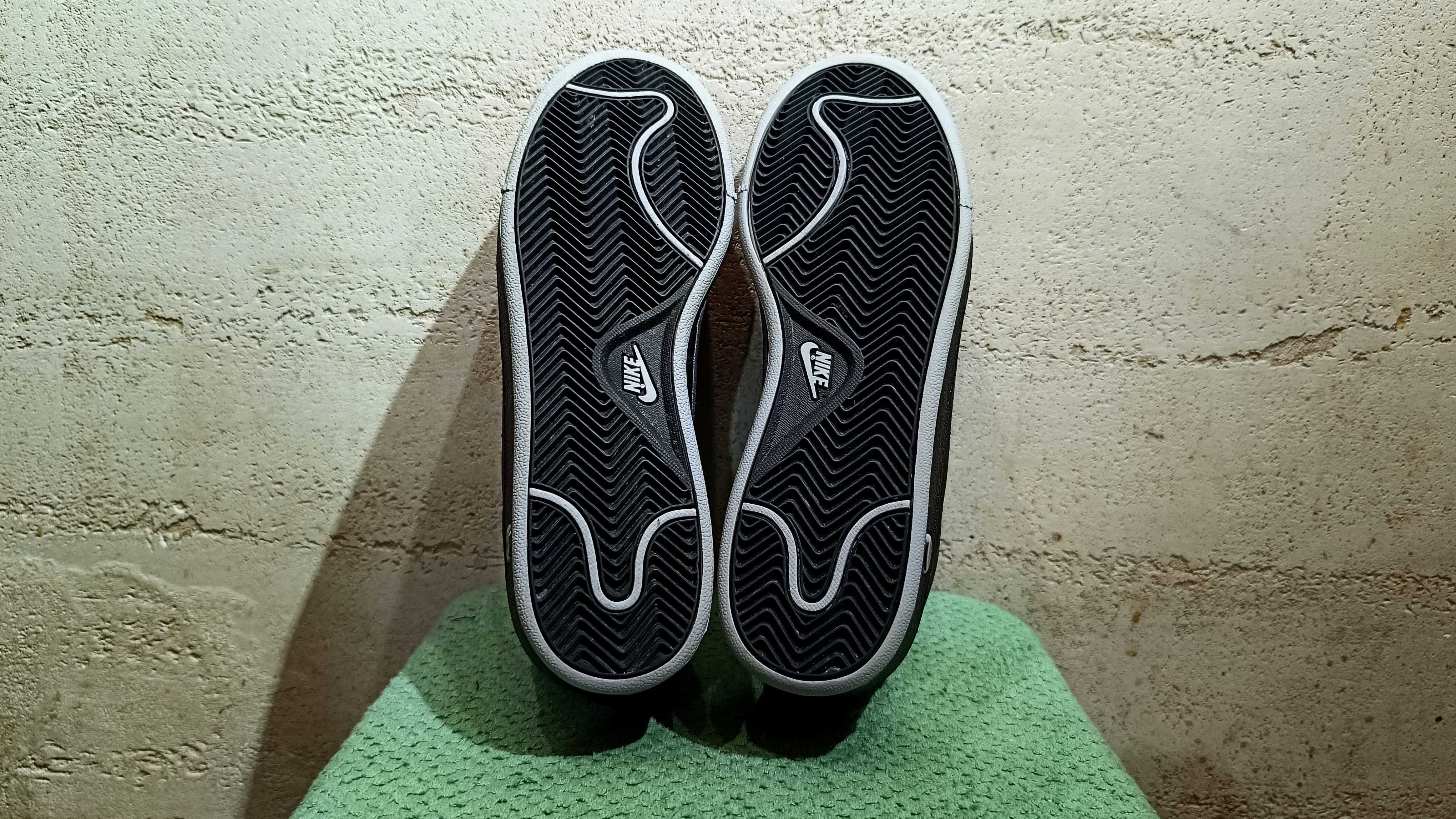 NIKE COURT TRADITION 2 r.44,5 skóra stan idealny