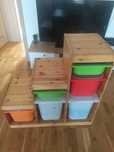 Regał IKEA TROFAST + pojemniki z pokrywkami