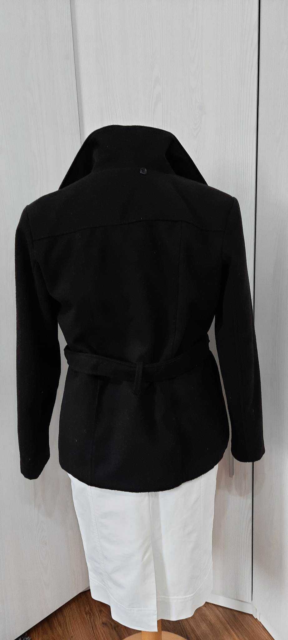 Czarna kurtka , płaszcz ocieplany Italy moda 48r/XXL