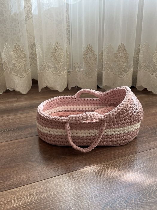 В'язана люлька ручної роботи