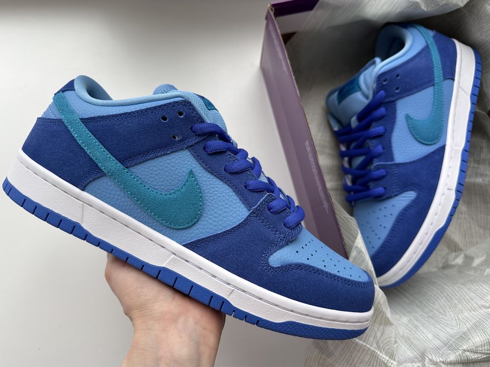 Кросівки Nike SB Dunk Low Blue Raspberry Fruity Pack DM0807-400