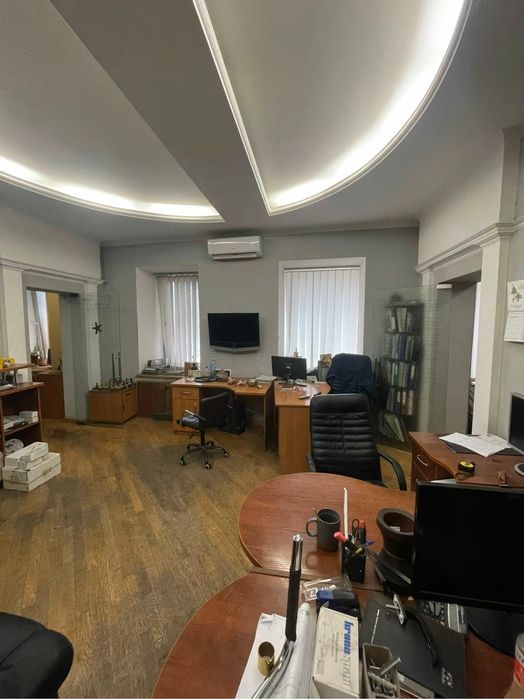 Продам квартиру 2-х уровневую,  готовый арендный бизнес в центре
