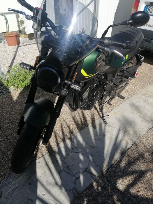 Benelli leoncino 250cc