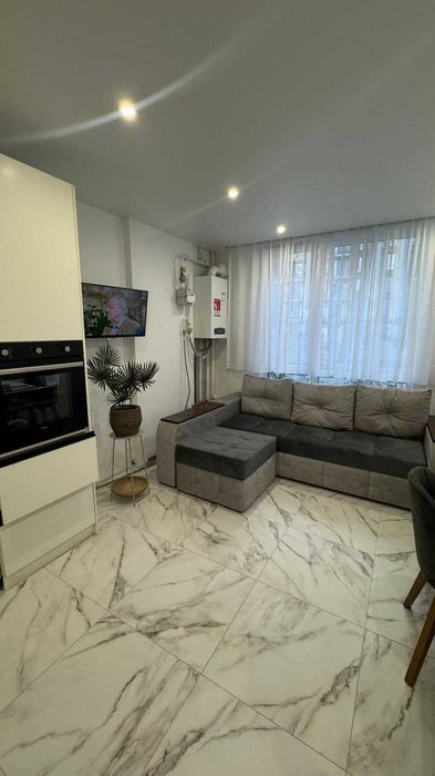 Затишна 1-кімнатна квартира з кухнею-студією в новобудові