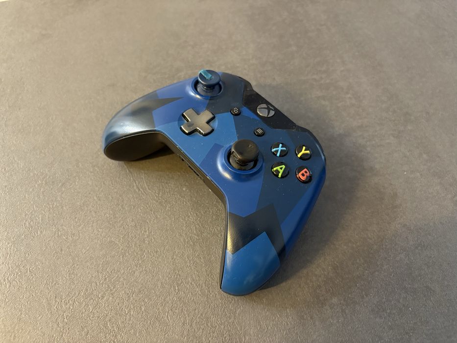 Konsola Xbox One Fat 1TB SSD + limitowany pad + zasilacz jedyny taki