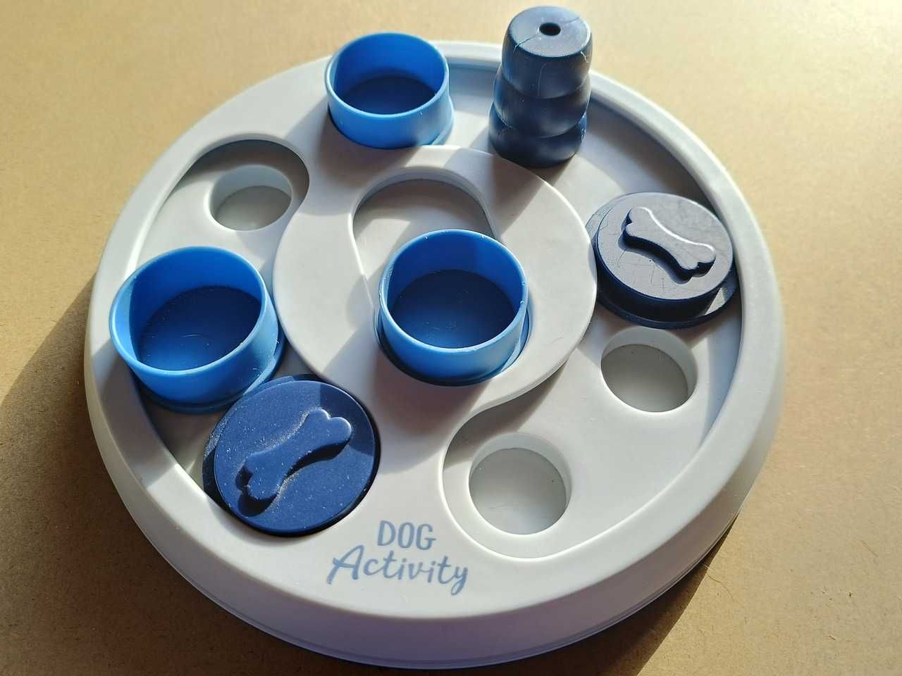 Gra strategiczna dla psa. Dog Activity Flip Board. Powystawowa.