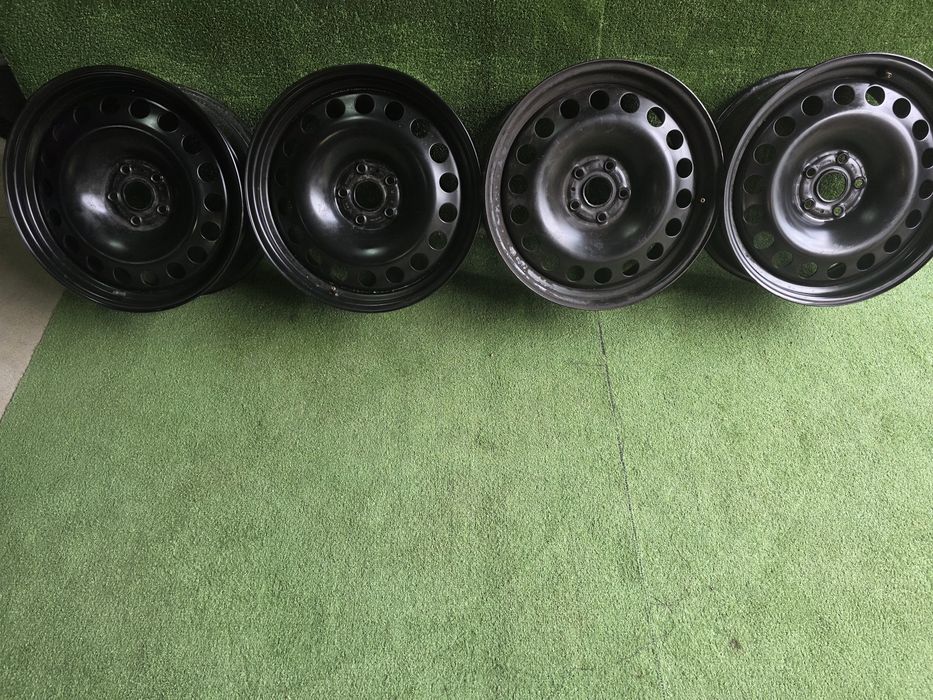 Sprzedam felgi stalowe  5x120 16 Orginalne VW