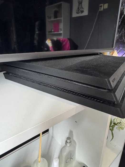 Playstation 4 pro 1tb 2 joysticki + subskrypcja ps4 pro ps5 9idealny