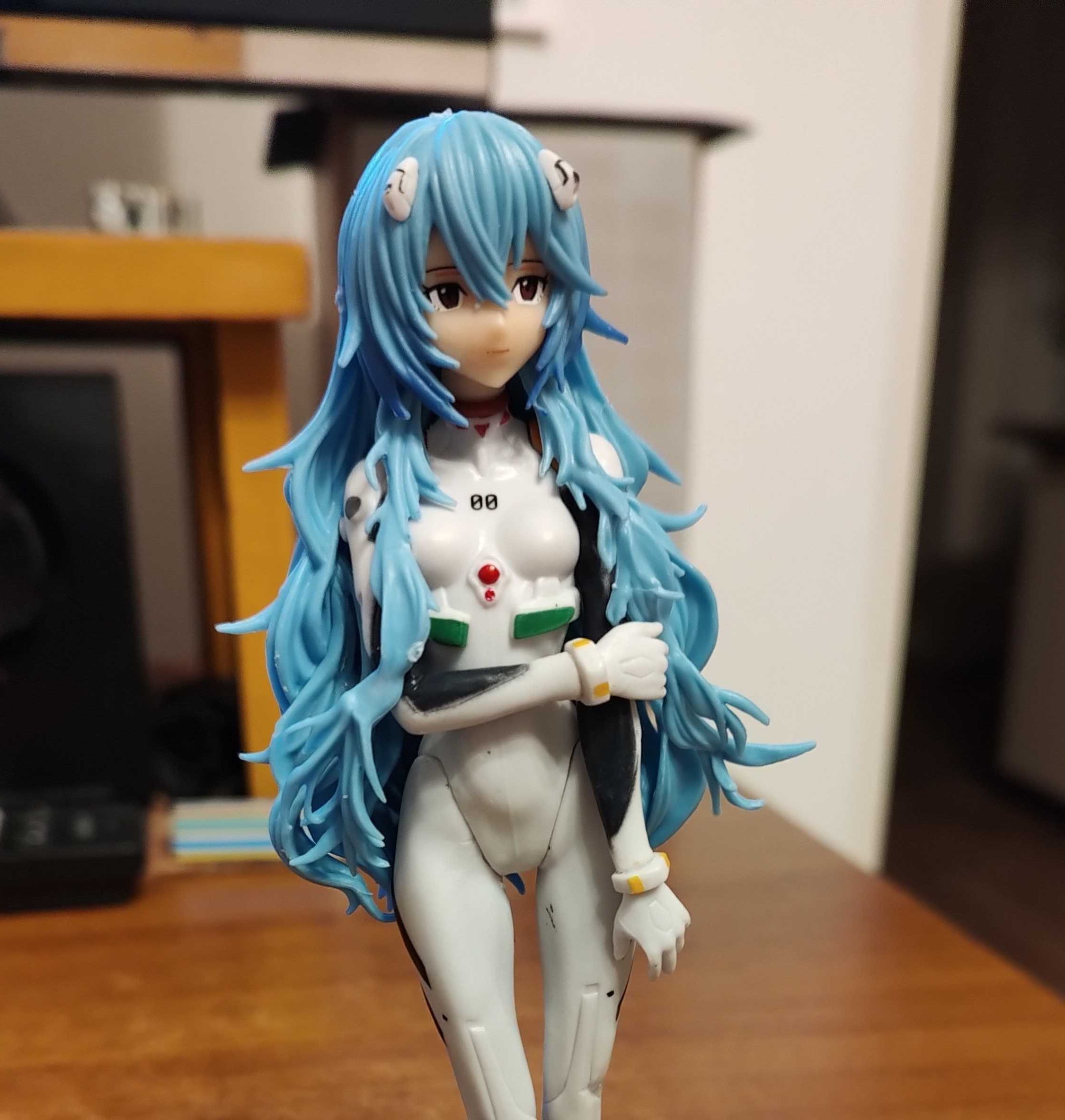 Figurka Rei Ayanami z anime Evangelion długie włosy 18cm