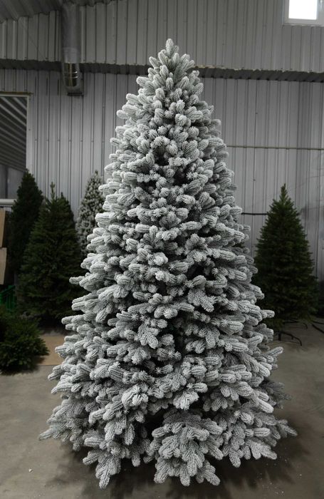 Ялинка засніжена Українська 1,8 на  крабах