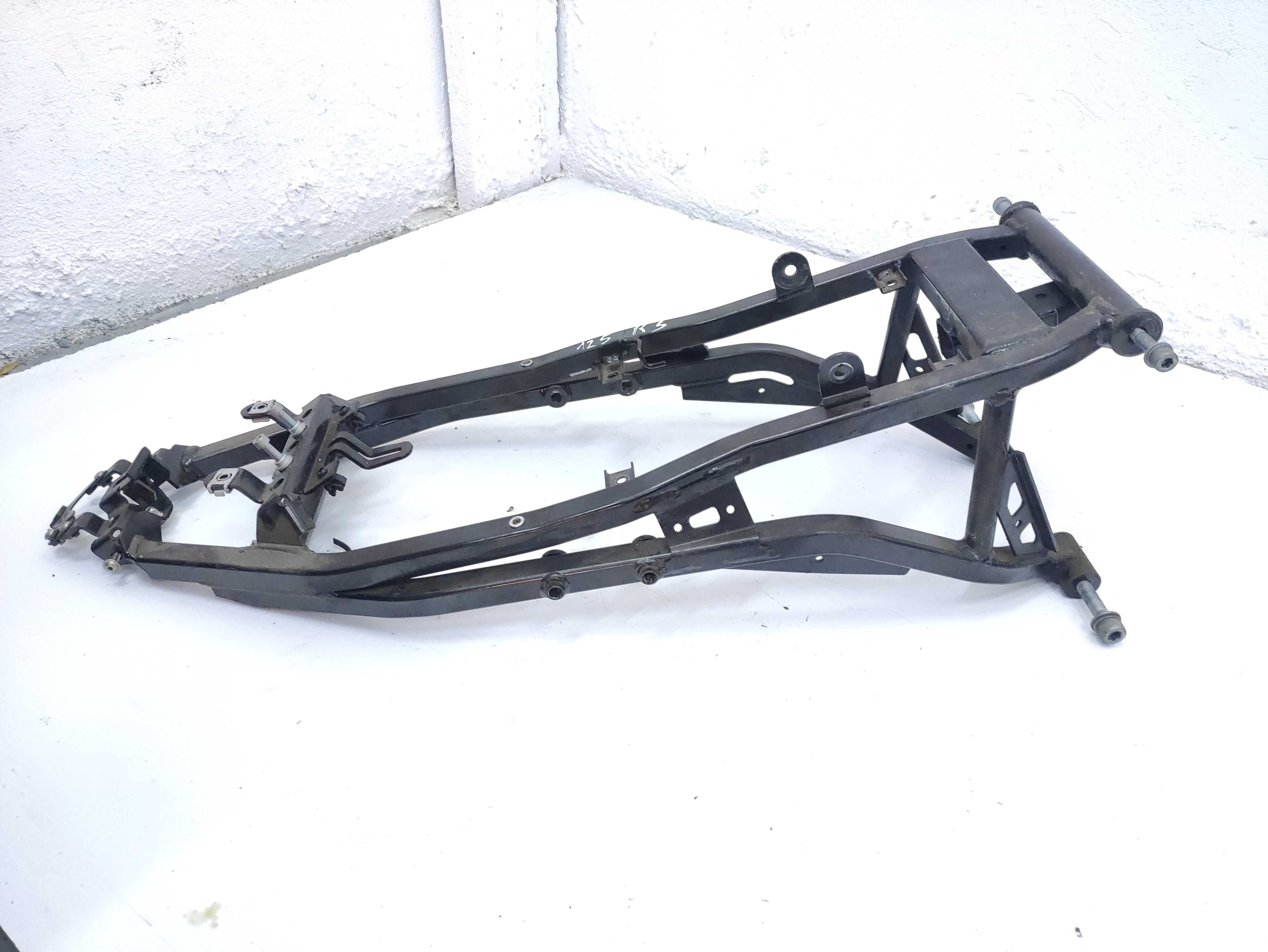 Aprilia Rs4 125 Rs50 06do16 4t Ogon subframe stelaż tylny Części