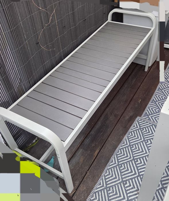 Stół + 4 krzesła + ławka + poduszki zestaw Sjalland