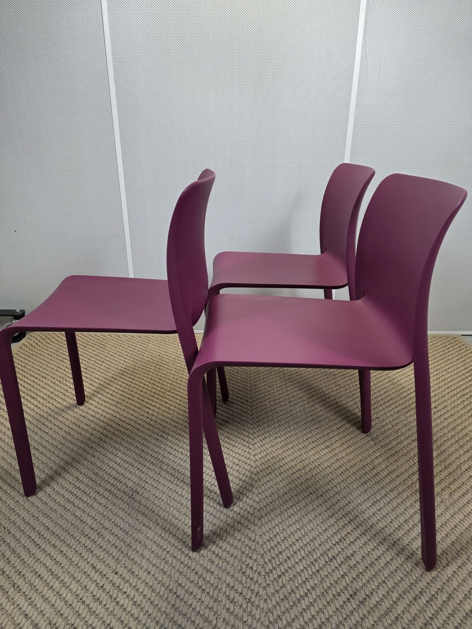 Krzesła Magis First Stefano Giovannoni  rzadki kolor włoski design